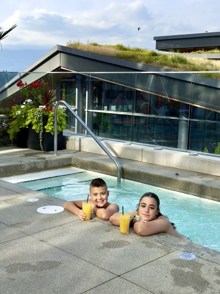 528073777_122224668380133510_8295427042119489139_n 528073777_122224668380133510_8295427042119489139_n