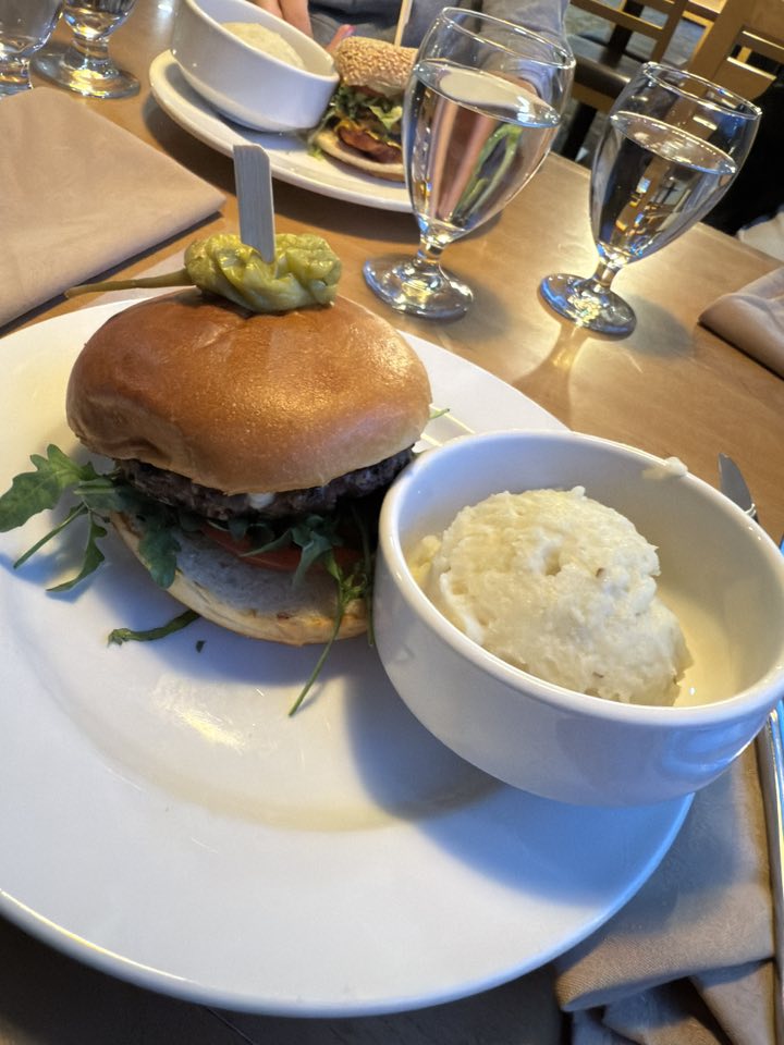 530251074_122225296628133510_764437229298589967_n 530251074_122225296628133510_764437229298589967_n