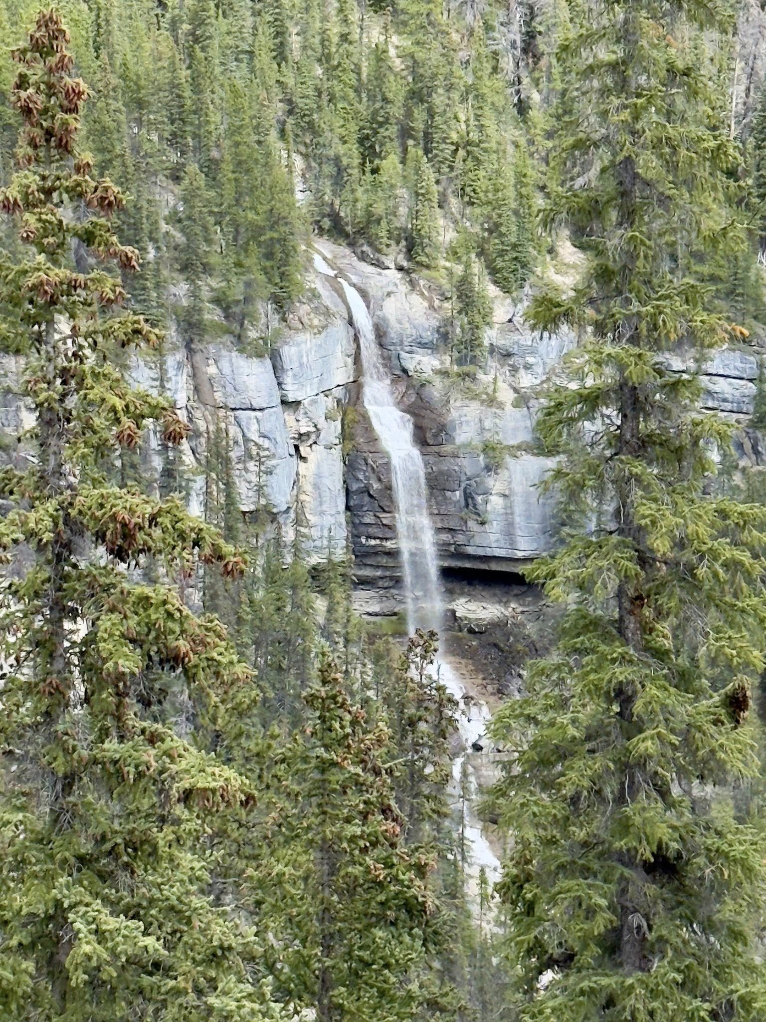 534573009_122226410516133510_8775576237460485210_n