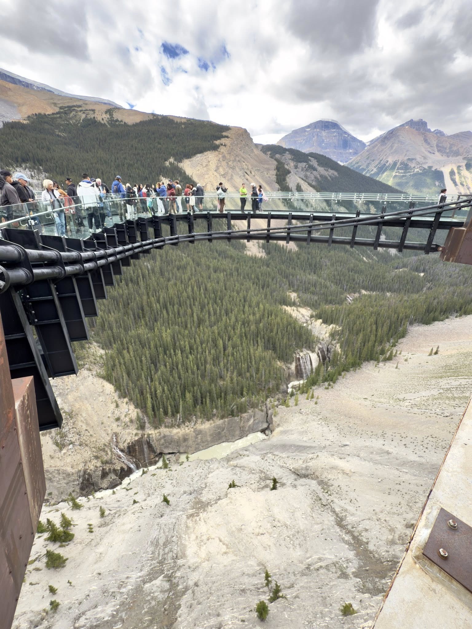 536272158_122226410438133510_2997075265919049733_n