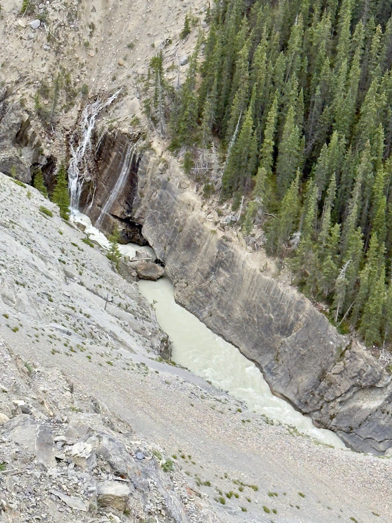 536279432_122226411014133510_4761069228096709428_n